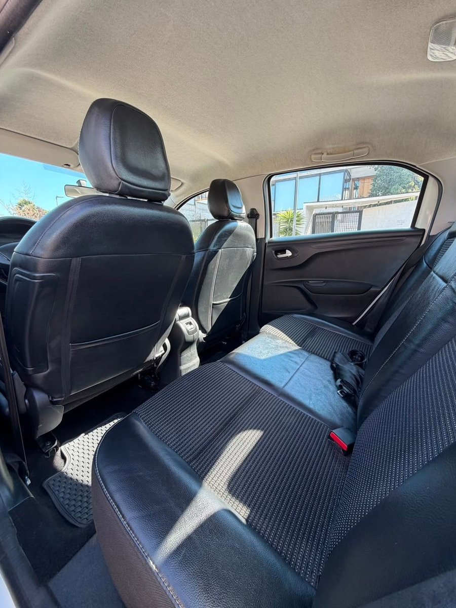 Peugeot 301 ALLURE 1.6 HDI 2022 - Imagen 12 de 20