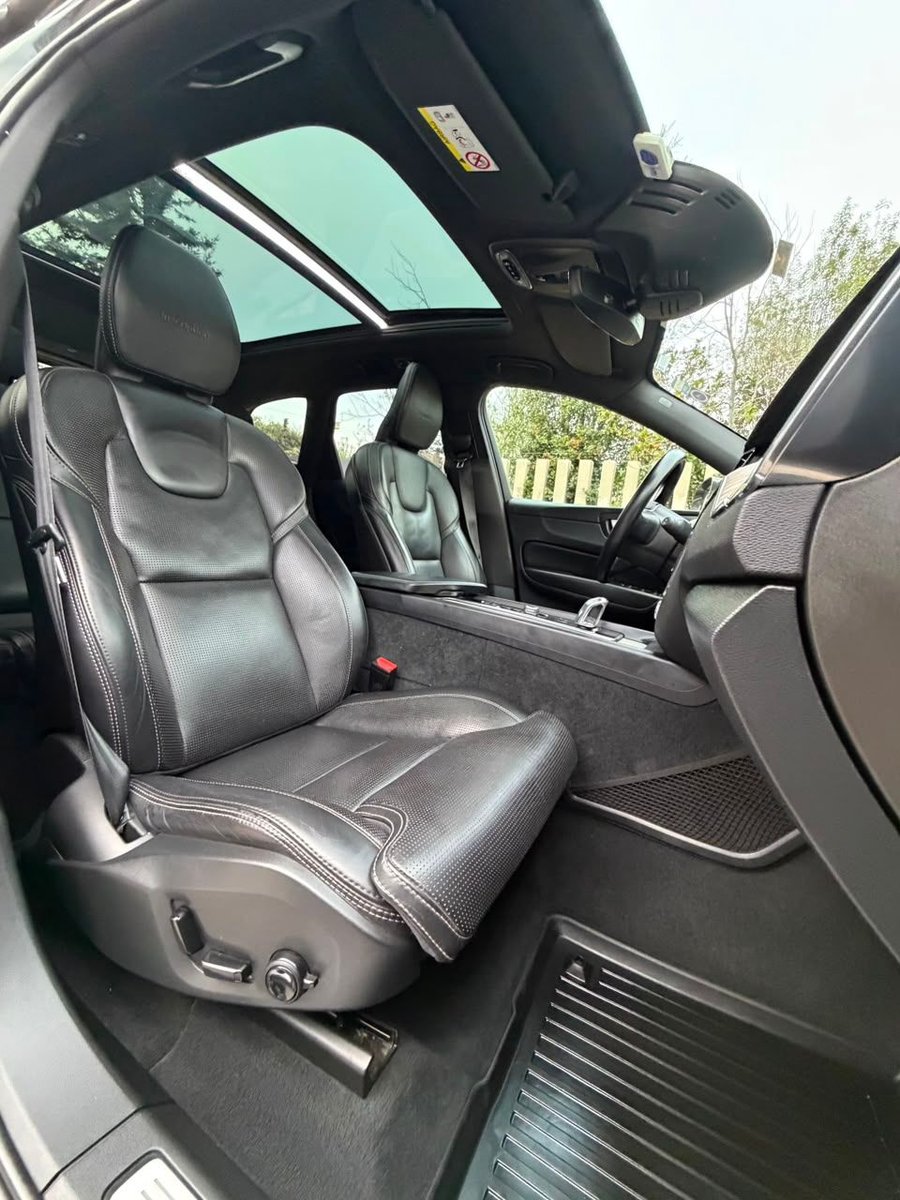 Volvo XC60 T8 RECHARGE INSCRIPTION 2019 - Imagen 15 de 20