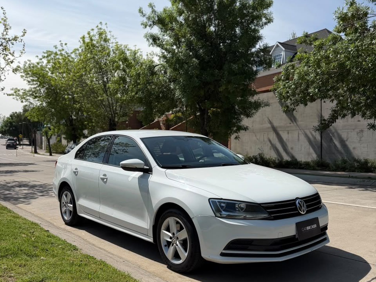 Volkswagen BORA 1.4 TSI ADVANCE 2015 - Foto 3 de 20