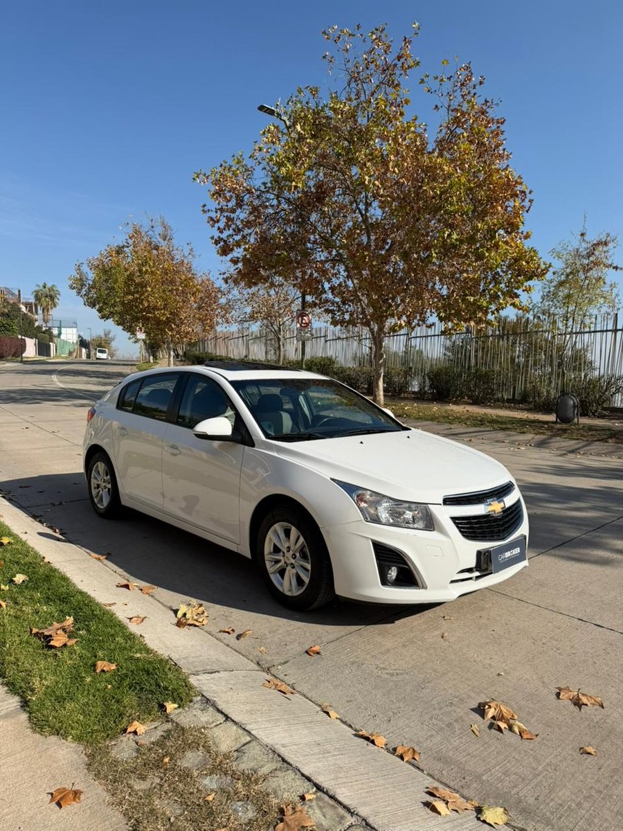 CHEVROLET CRUZE LS AT 2014 - Imagen 3 de 20