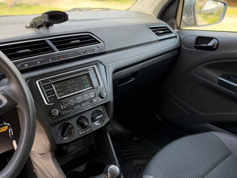 Volkswagen GOL 1.6 COMFORTLINE 2020 - Imagen 10 de 20