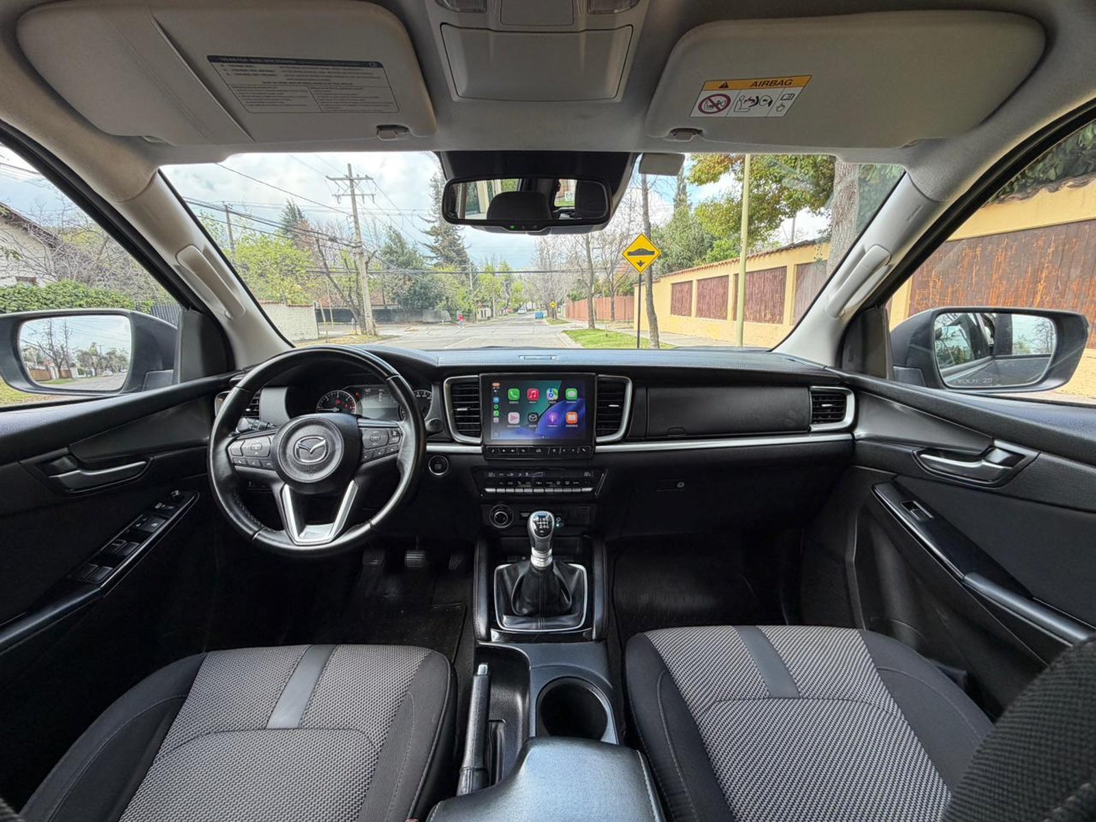 Mazda BT50 3.0 HIGH MT 2022 - Imagen 14 de 20