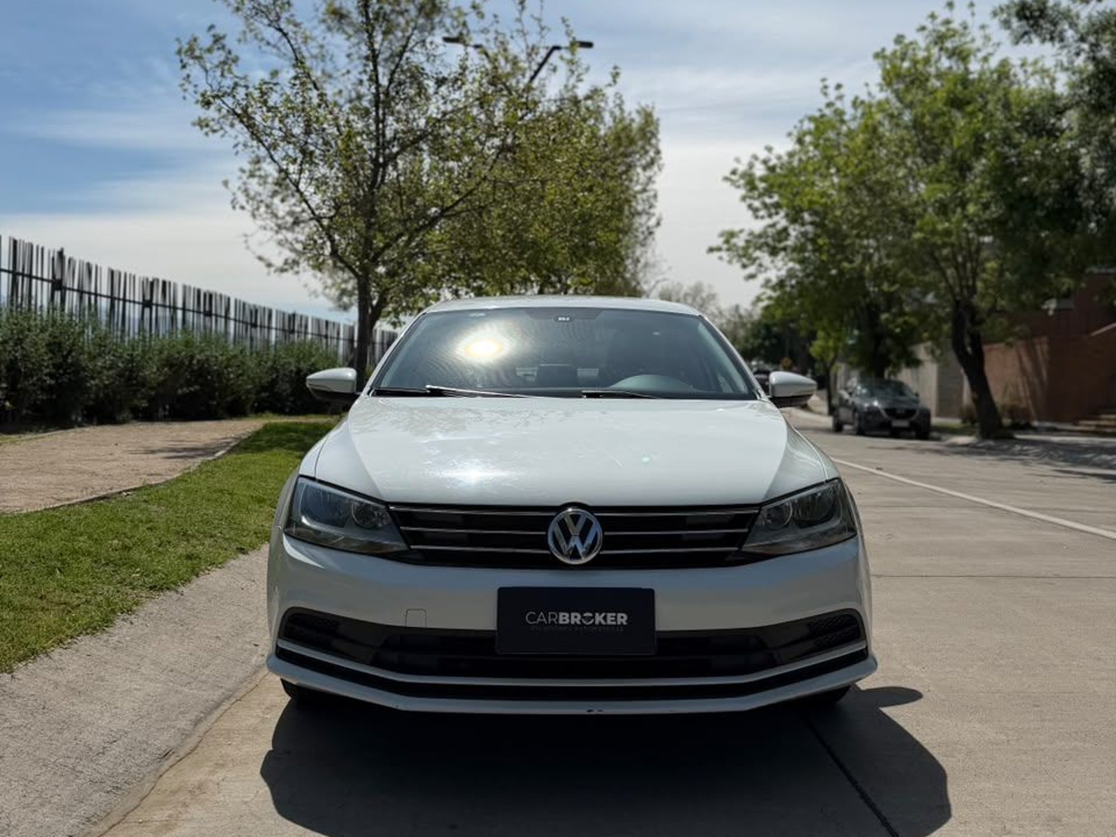 Volkswagen BORA 1.4 TSI ADVANCE 2015 - Foto 2 de 20