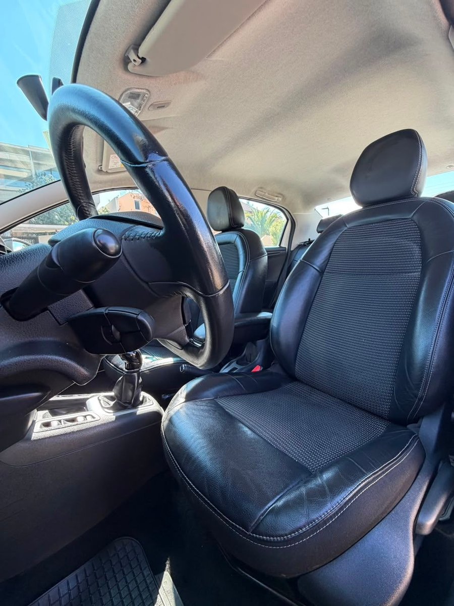 Peugeot 301 ALLURE 1.6 HDI 2022 - Imagen 10 de 20