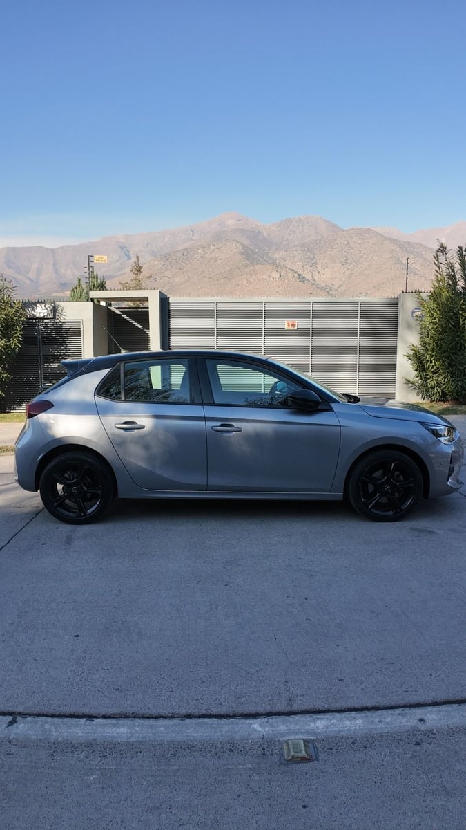 OPEL CORSA 1.2 TURBO GS LINE 2022 - Foto 5 de 18