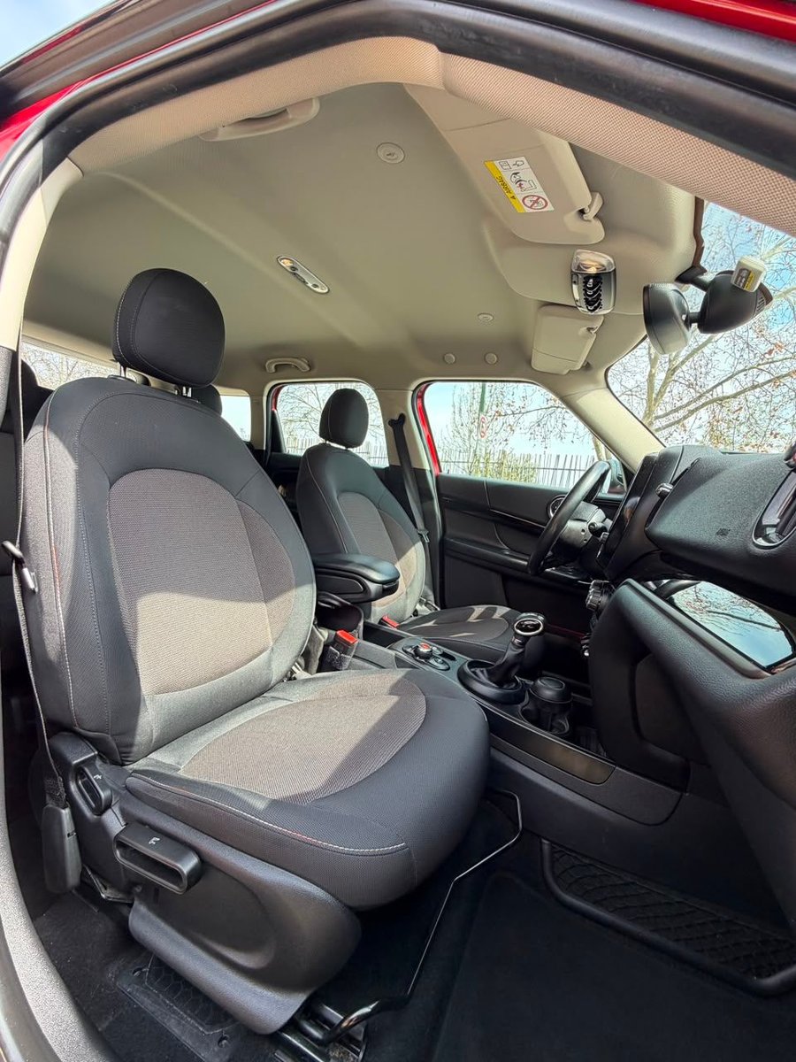 Mini MINI COOPER COUNTRYMAN 2018 - Imagen 18 de 20