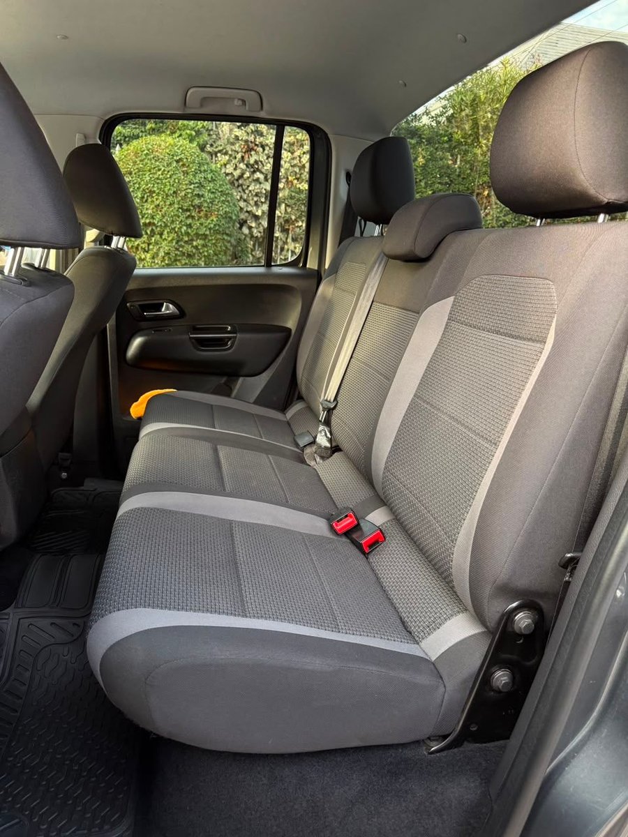 VOLKSWAGEN AMAROK TRENDLINE 2.0 TDI 2023 - Imagen 14 de 20