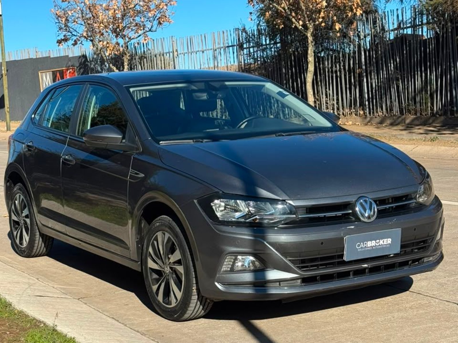 Volkswagen POLO 1.6 HIGHLINE MT 2021 - Foto 3 de 15