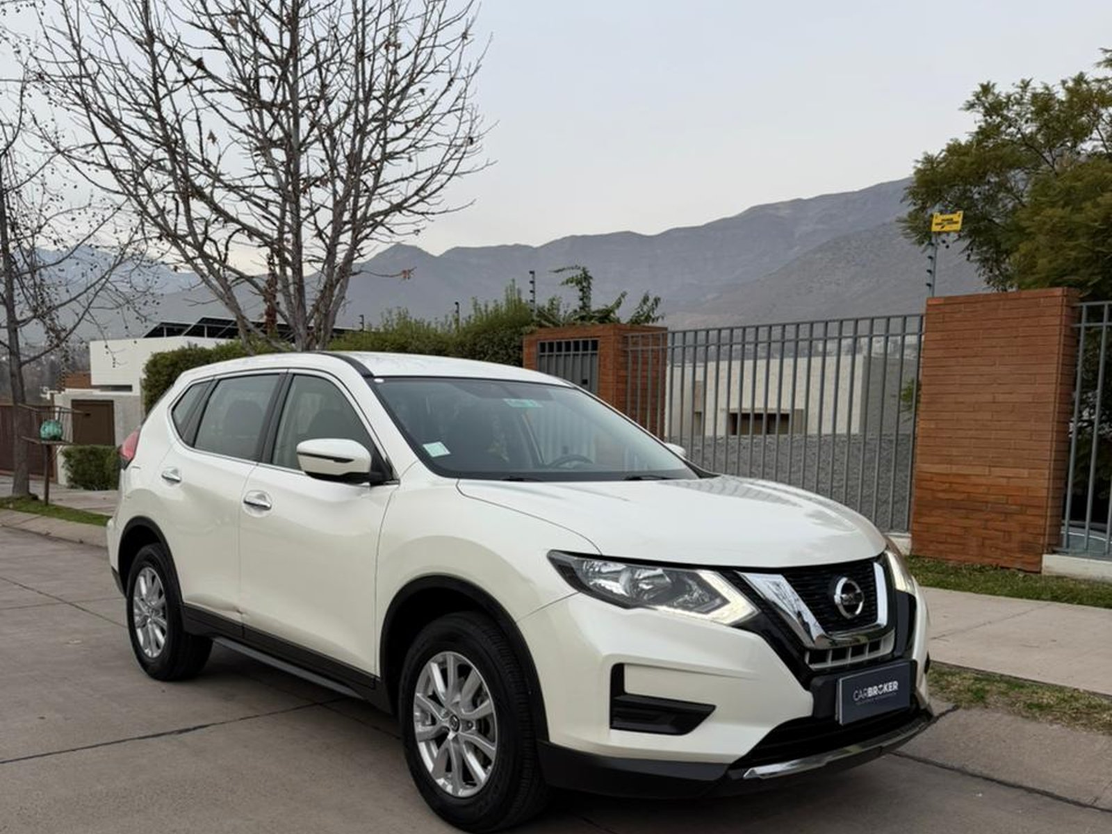 Nissan XTRAIL SENSE 2.5 AT 2019 - Foto 3 de 20