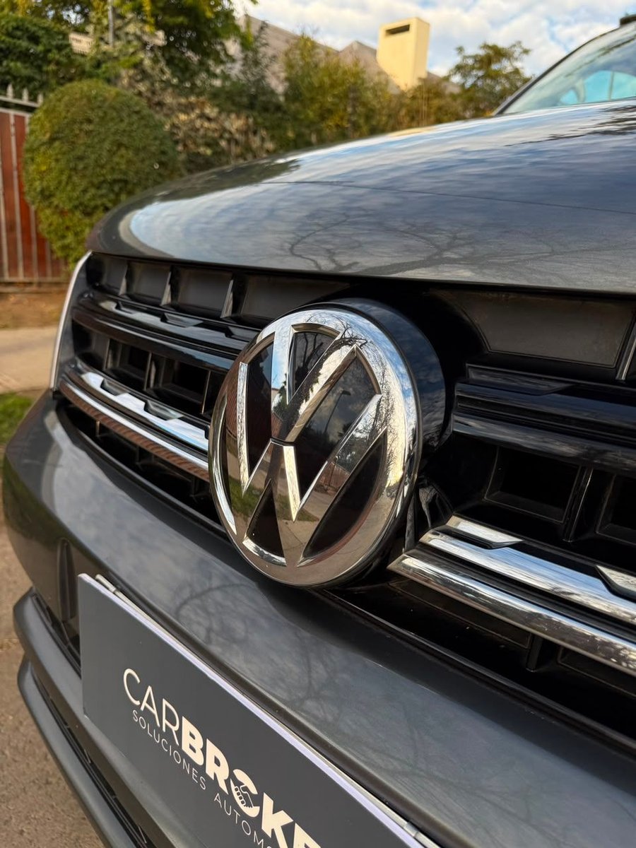VOLKSWAGEN AMAROK TRENDLINE 2.0 TDI 2023 - Imagen 9 de 20
