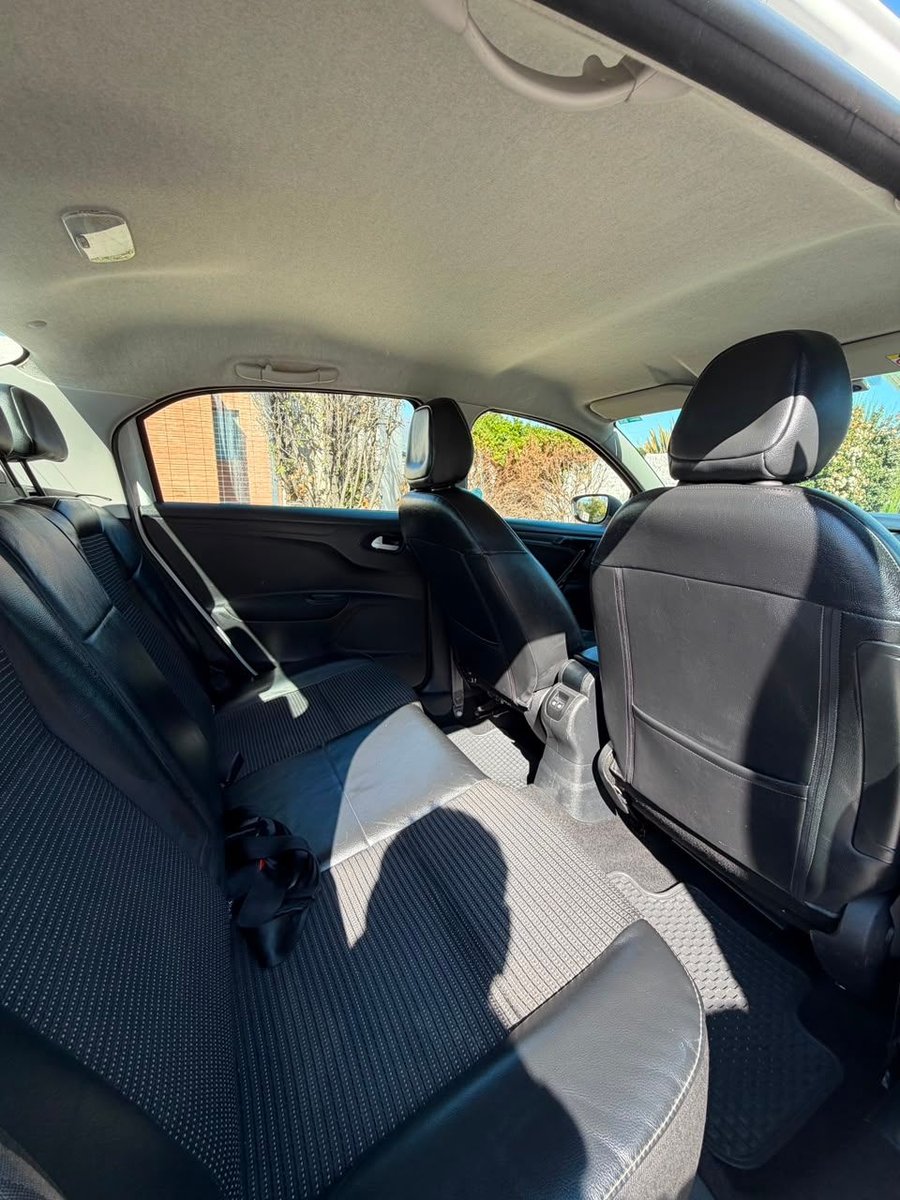 Peugeot 301 ALLURE 1.6 HDI 2022 - Imagen 15 de 20