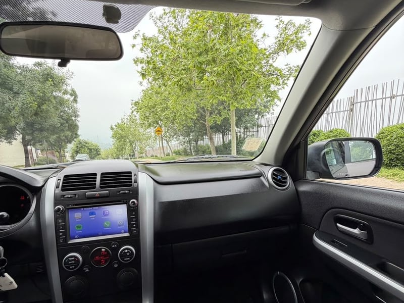 Suzuki GRAND NOMADE GLX 2.4 MT 4X2 2018 - Imagen 12 de 20