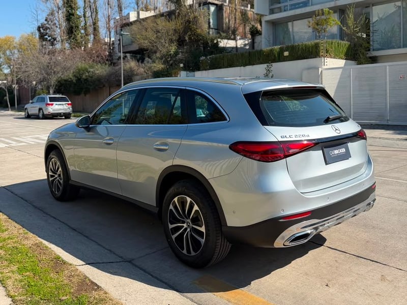 Mercedes-Benz GLC 220d 2025 - Imagen 8 de 20