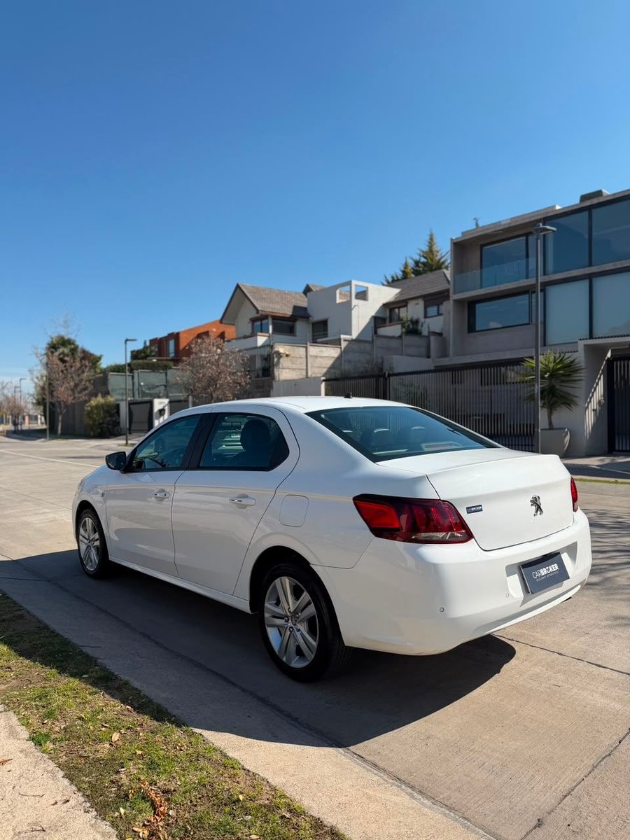 Peugeot 301 ALLURE 1.6 HDI 2022 - Imagen 8 de 20
