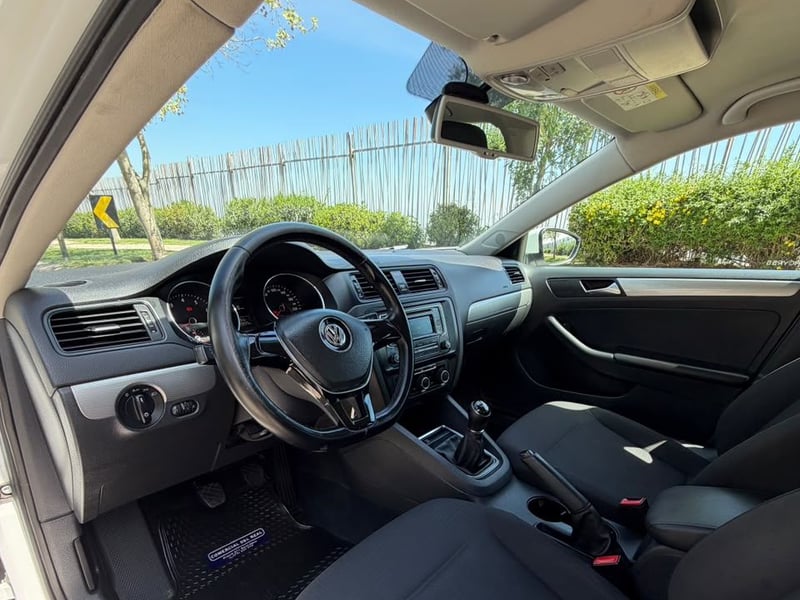 Volkswagen BORA 1.4 TSI ADVANCE 2015 - Imagen 10 de 20