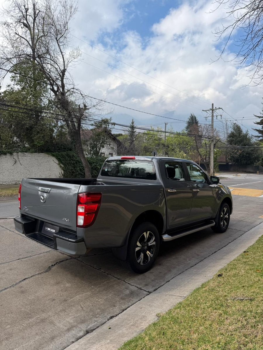 Mazda BT50 3.0 HIGH MT 2022 - Imagen 8 de 20