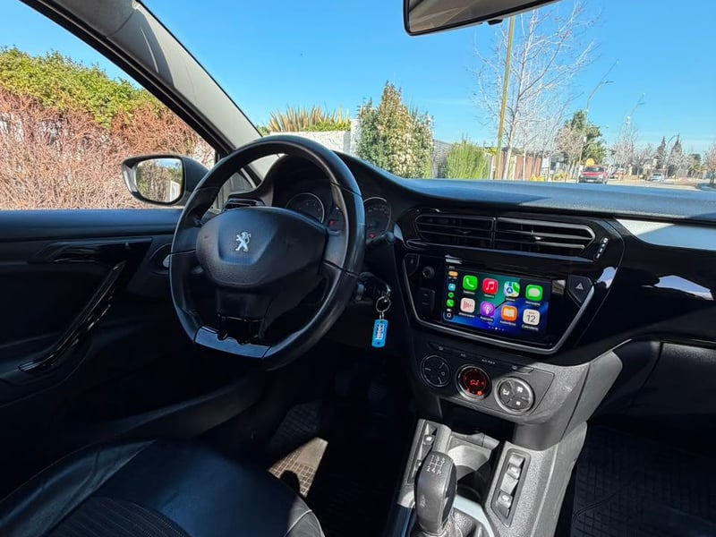 Peugeot 301 ALLURE 1.6 HDI 2022 - Imagen 18 de 20