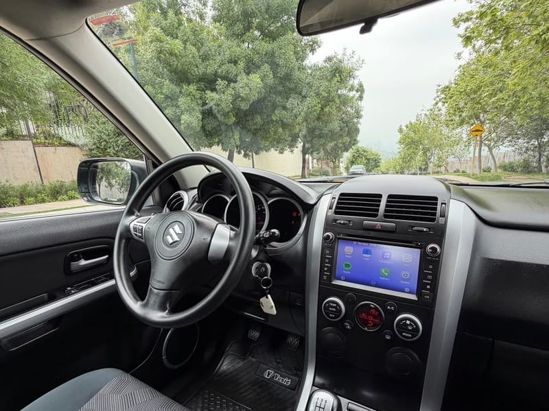 Suzuki GRAND NOMADE GLX 2.4 MT 4X2 2018 - Imagen 11 de 20