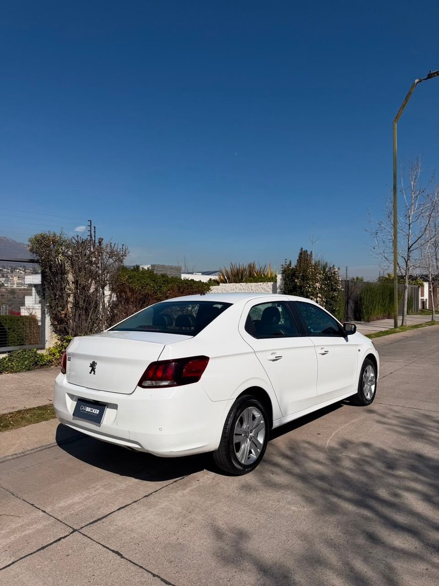 Peugeot 301 ALLURE 1.6 HDI 2022 - Imagen 7 de 20