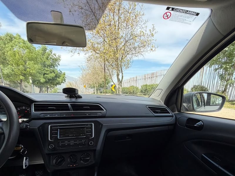 Volkswagen GOL 1.6 COMFORTLINE 2020 - Imagen 14 de 20