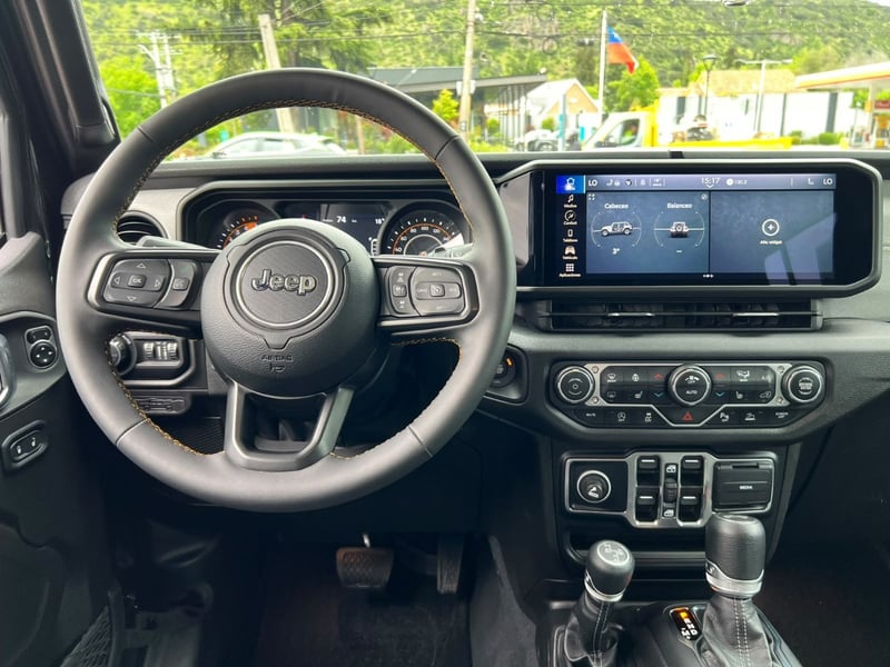 Jeep WRANGLER SPORT 4X4 2.0 2025 - Imagen 10 de 20
