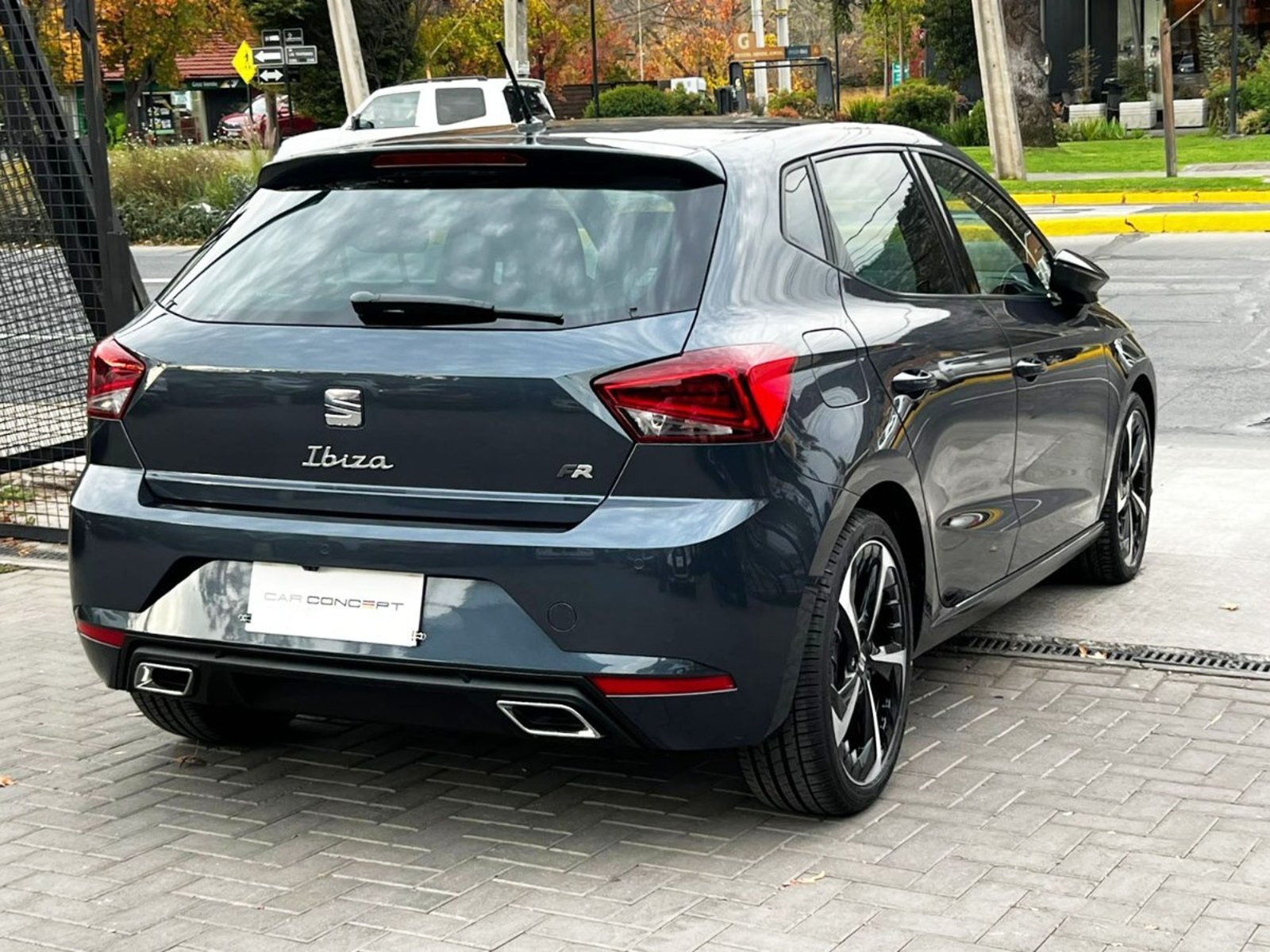 SEAT IBIZA FR TSI 1.0 AT 2024 - Foto 4 de 20
