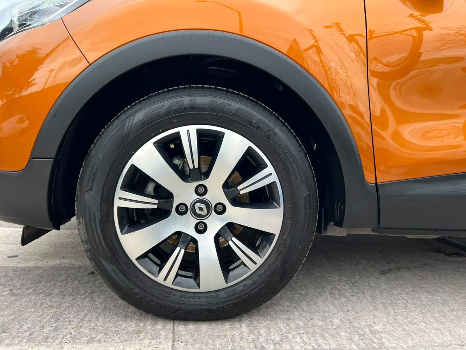 Renault CAPTUR LIFE 1.5 MT DIESEL 2019 - Imagen 8 de 20