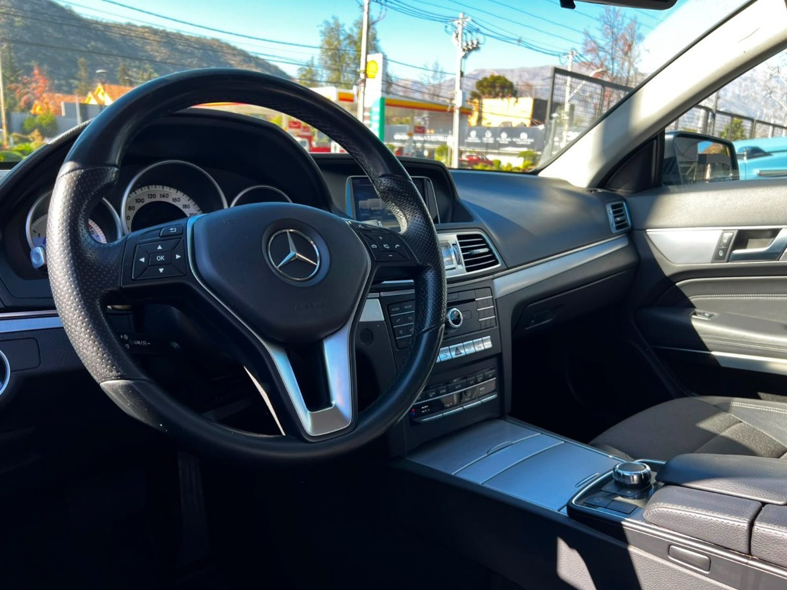 MERCEDES-BENZ E200 COUPE 2017 - Imagen 9 de 20