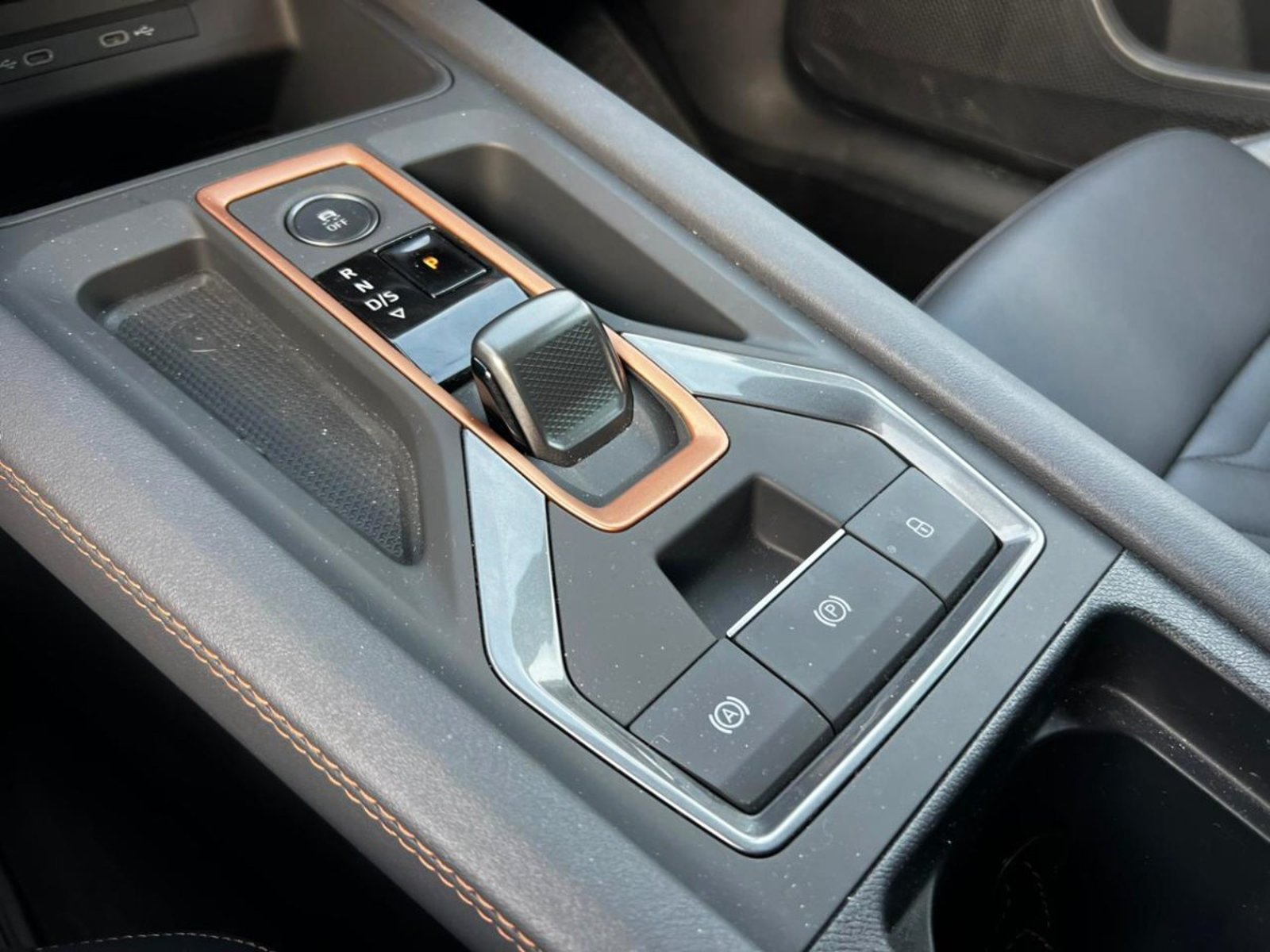 CUPRA FORMENTOR VZ 4DRIVE 2.0 2026 - Imagen 17 de 19
