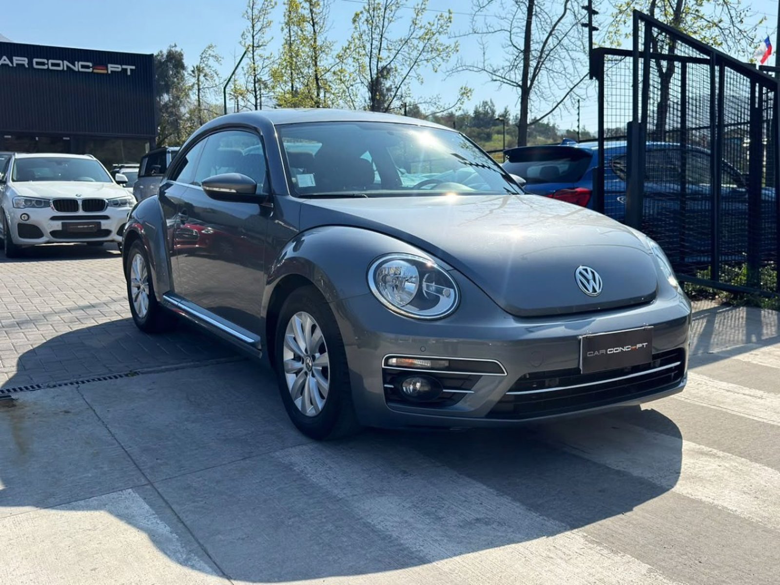 Volkswagen BEETLE COUPE 1.4 DSG 2020 - Foto 3 de 16