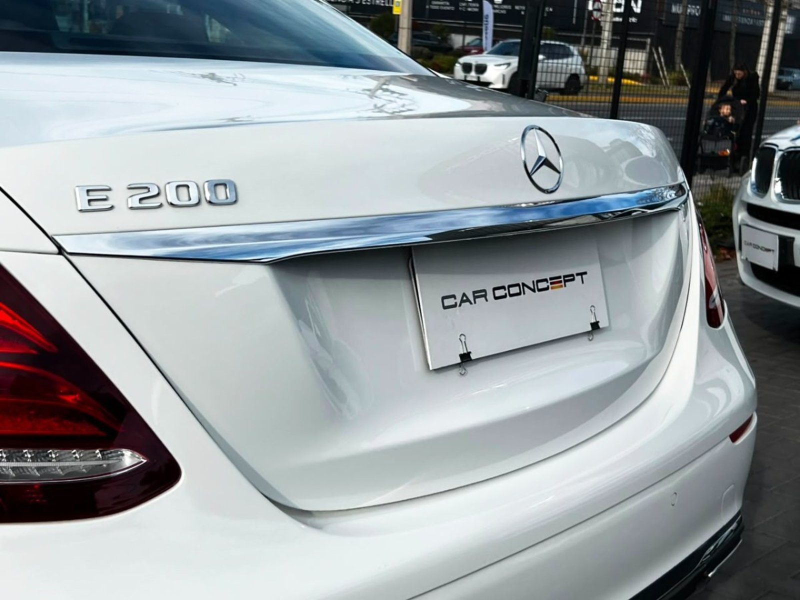MERCEDES-BENZ E200 ÚNICO DUEÑO 2019 - Imagen 7 de 20