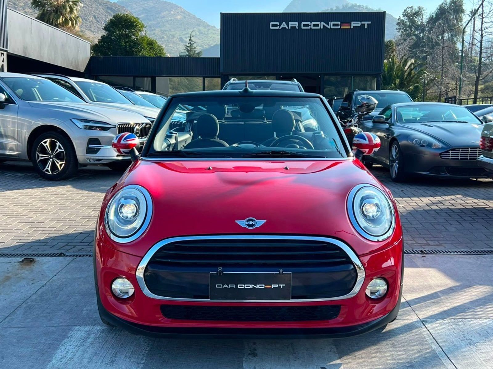 Mini COOPER CABRIO F57 PEPPER 1.5 AT 2018 - Foto 2 de 20