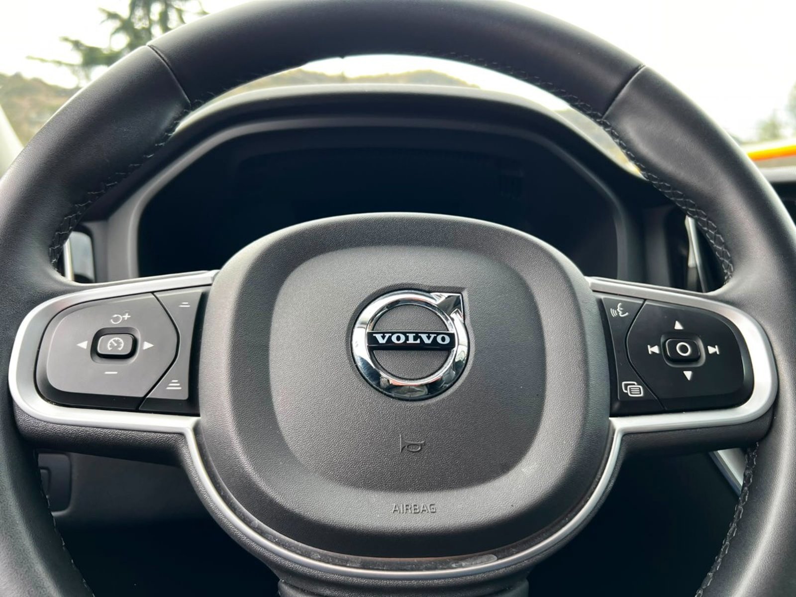 Volvo XC60 II B5 AWD 2.0 2022 - Imagen 10 de 19