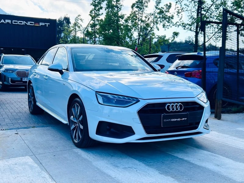 Audi A4 35 TFSI 2.0T S LINE 2022 - Imagen 3 de 20