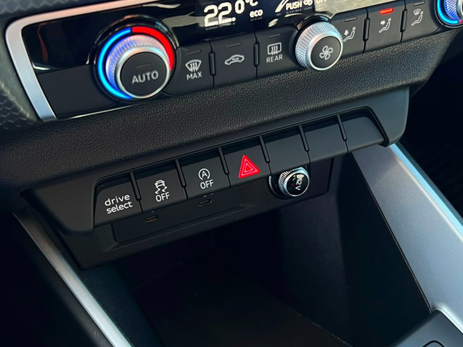 Audi A1 SPORTBACK 30 TFSI AT 2024 - Imagen 16 de 19