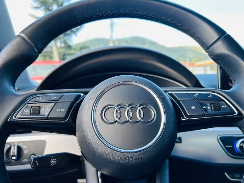 Audi A4 35 TFSI 2.0T S LINE 2022 - Imagen 12 de 20