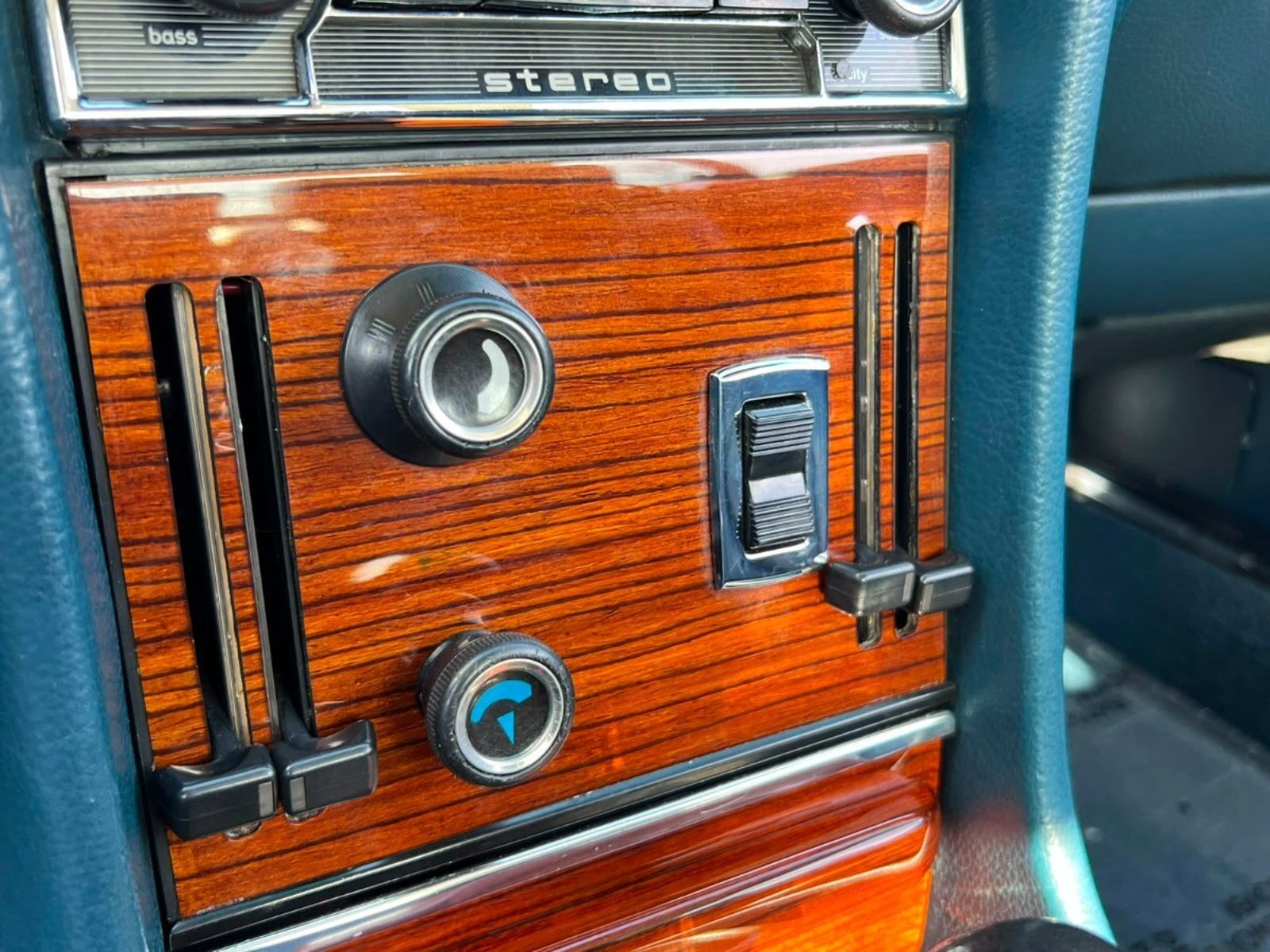Mercedes-Benz SL 450 1975 - Imagen 14 de 20
