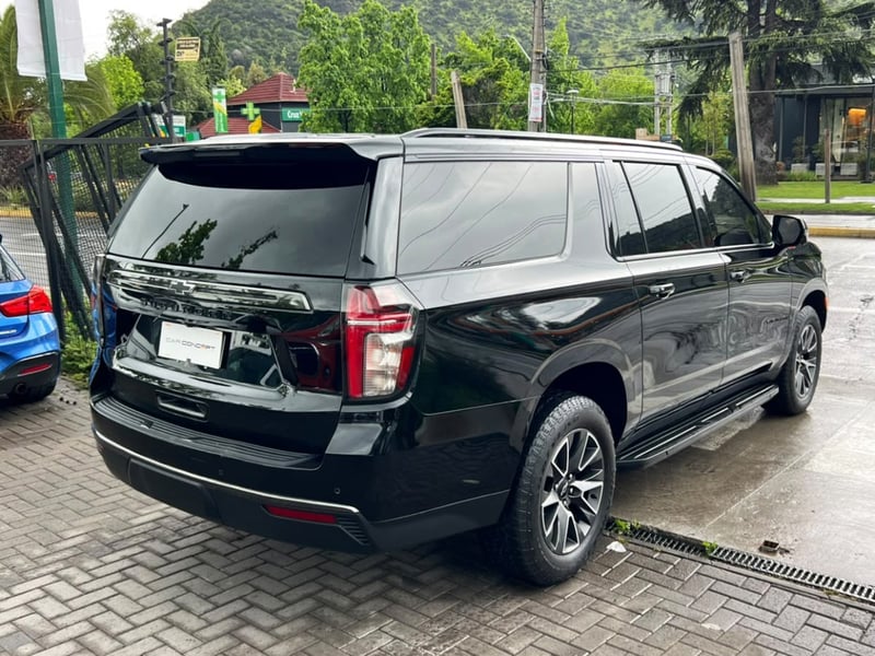 Chevrolet SUBURBAN Z71 2022 - Imagen 6 de 20