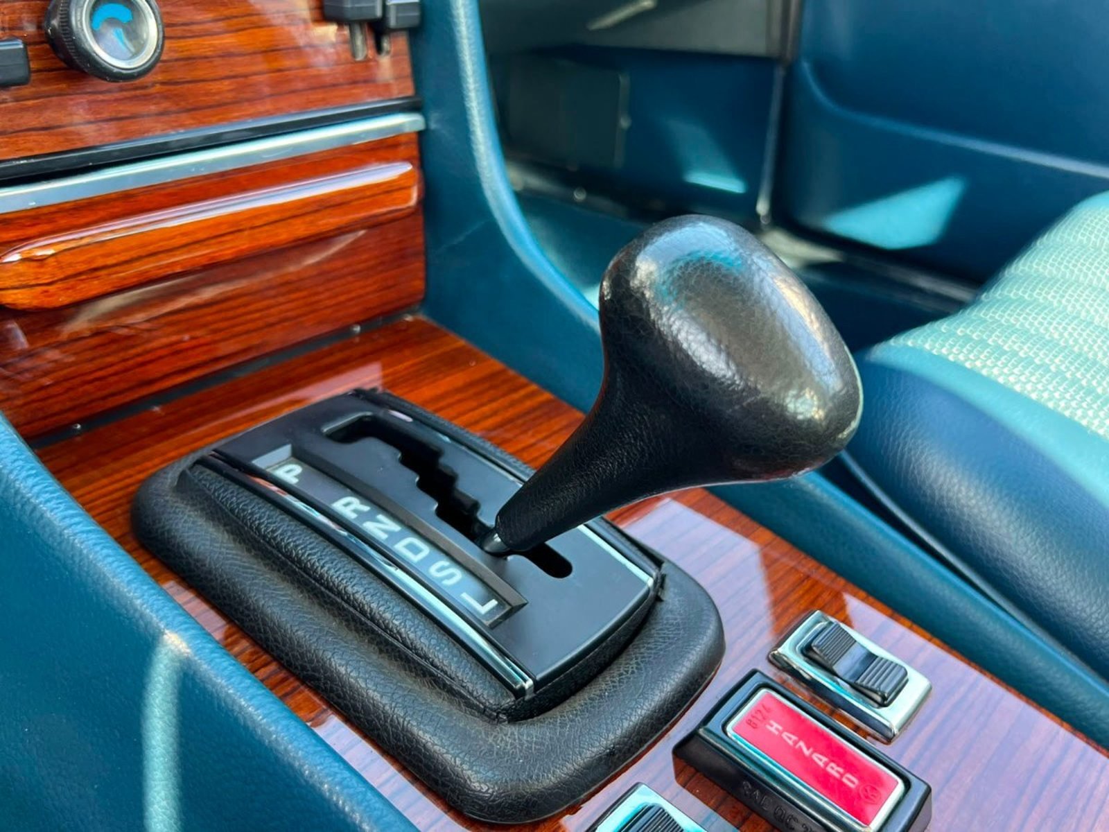 Mercedes-Benz SL 450 1975 - Imagen 15 de 20
