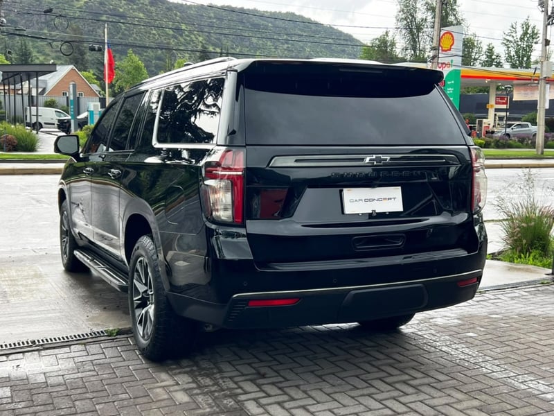 Chevrolet SUBURBAN Z71 2022 - Imagen 4 de 20