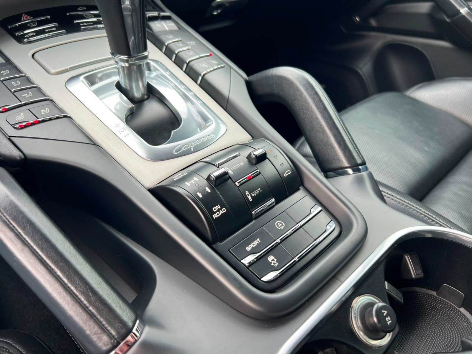 Porsche CAYENNE TURBO 4.8 2015 - Imagen 17 de 20
