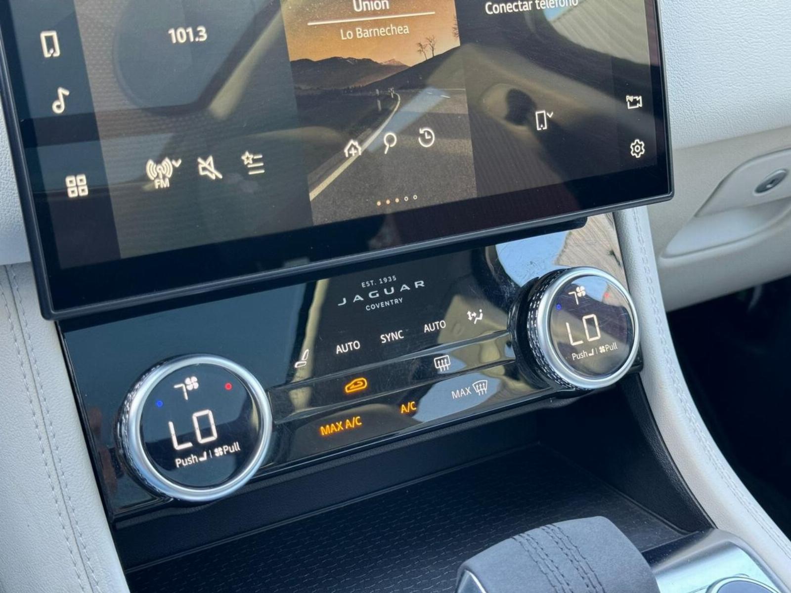 JAGUAR F-PACE DIÉSEL 2.0I 2022 - Imagen 17 de 20