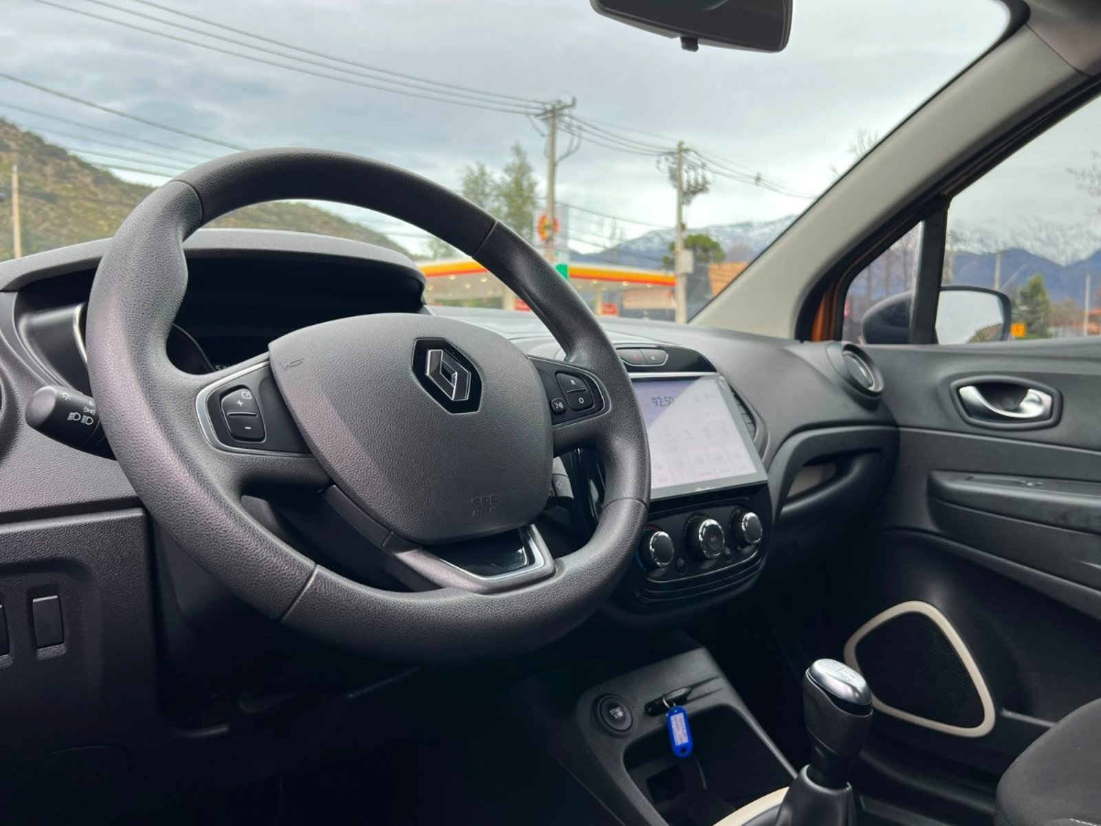 Renault CAPTUR LIFE 1.5 MT DIESEL 2019 - Imagen 9 de 20