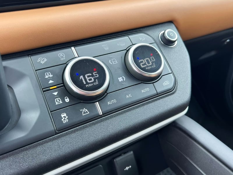 Land Rover DEFENDER 110 X DYNAMIC 2024 - Imagen 19 de 20