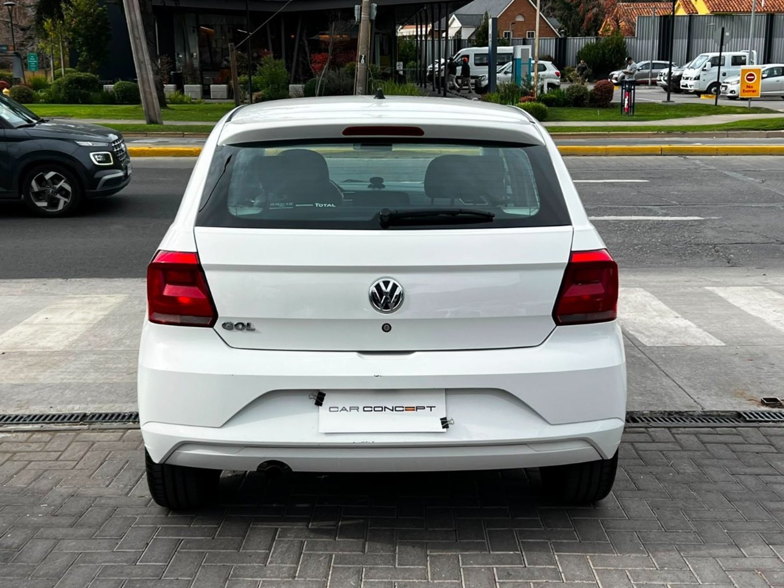 Volkswagen GOL TRENDLINE 1.6 MT 2021 - Imagen 5 de 20