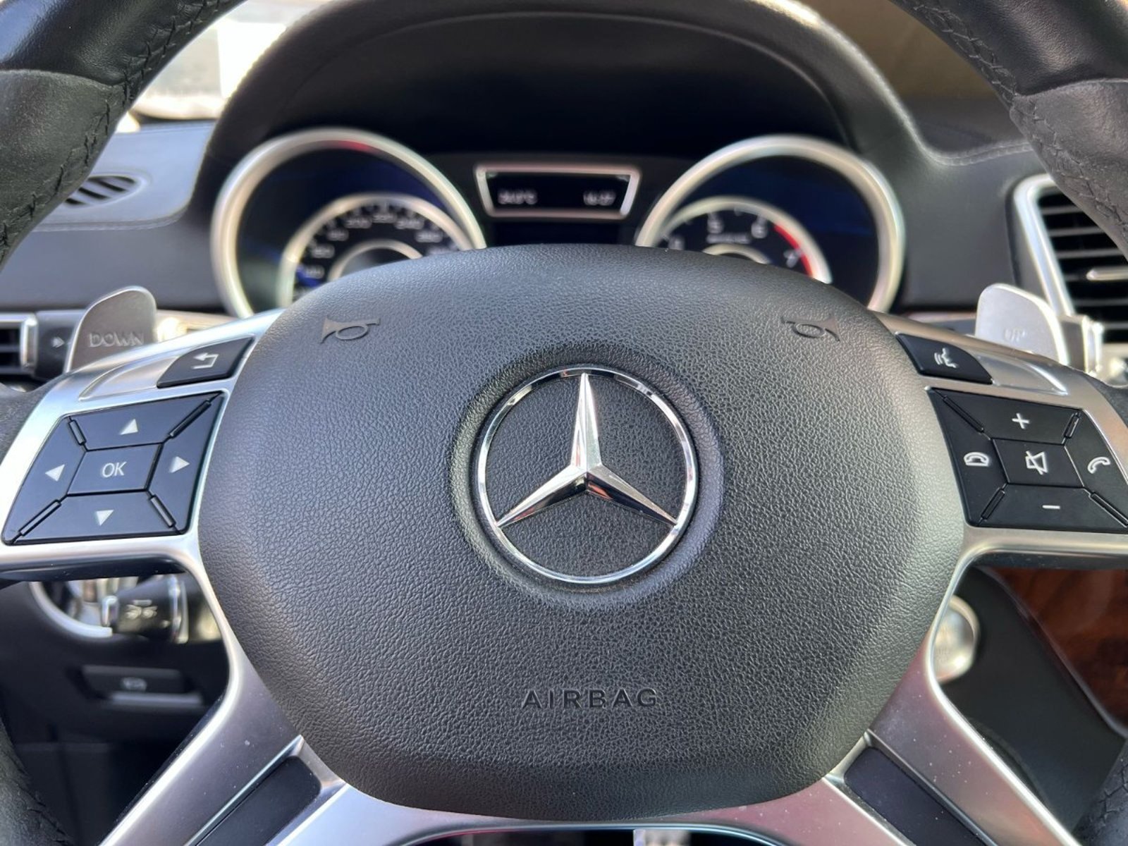 Mercedes-Benz ML 63 AMG 2014 - Imagen 12 de 20
