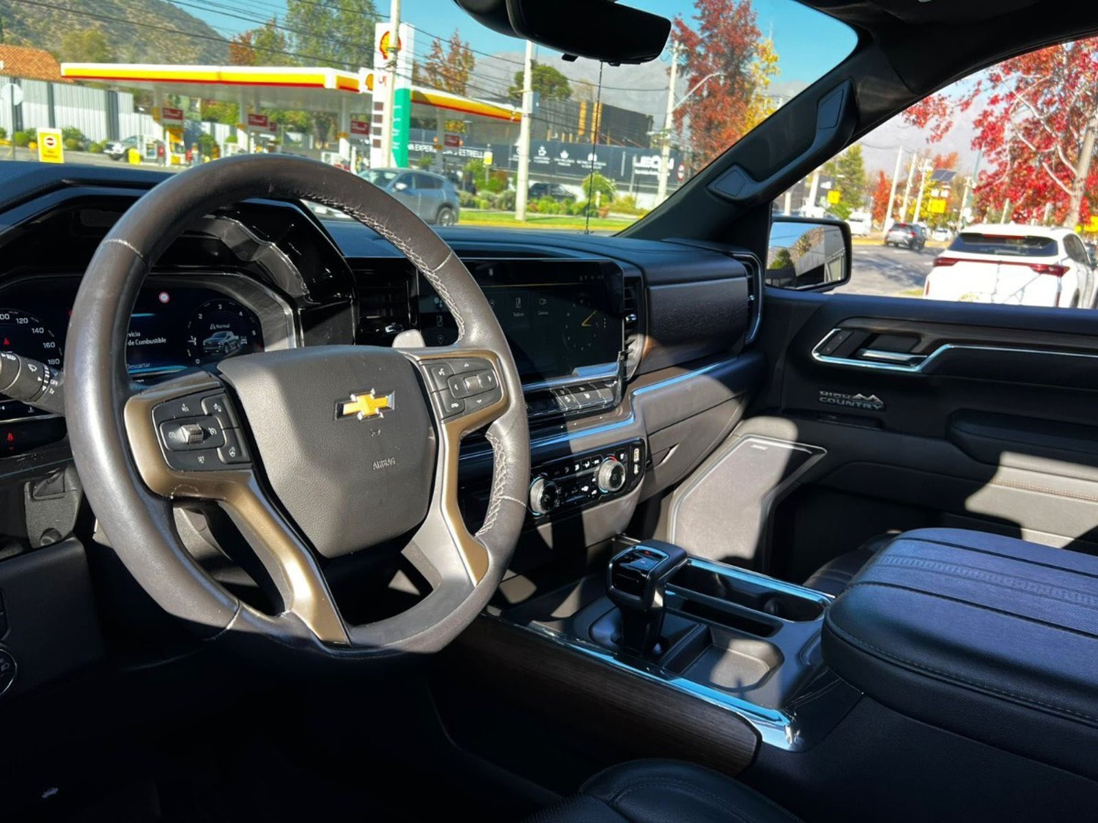 CHEVROLET SILVERADO HIGH COUNTRY 3.0 2023 - Imagen 9 de 18