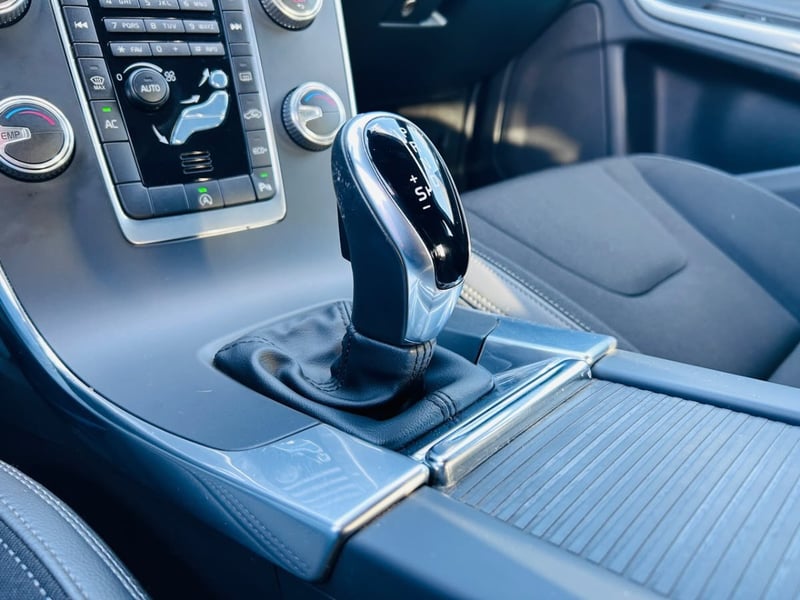 Volvo S60 D2 AT DIESEL 2019 - Imagen 16 de 19