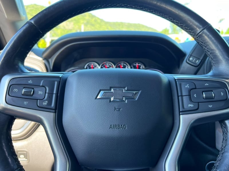 Chevrolet SILVERADO LT TRAIL BOSS 2022 - Imagen 11 de 20