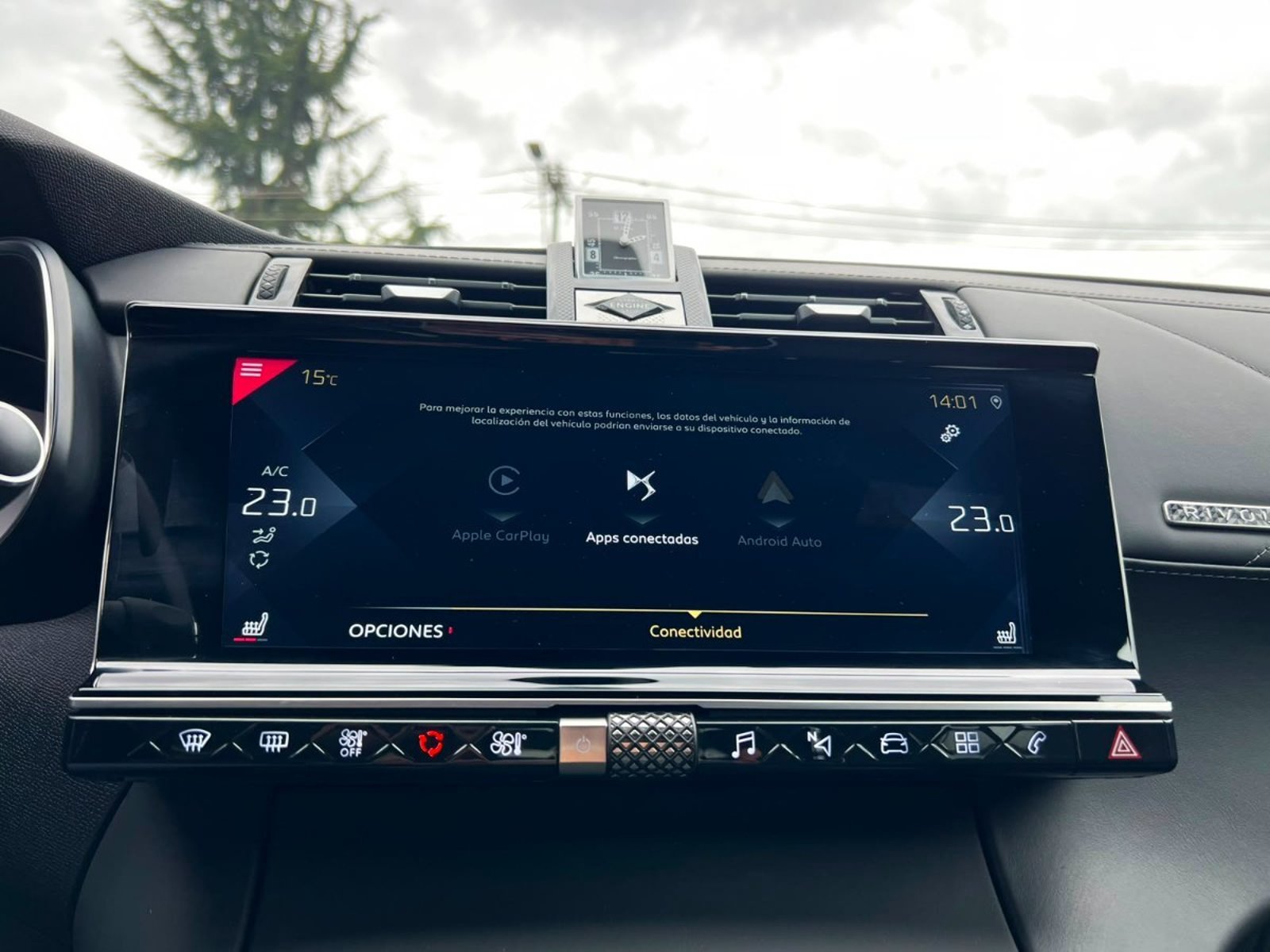 DS Automobiles DS 7 CROSSBACK RIVOLI HDI 2.0 2023 - Imagen 16 de 20